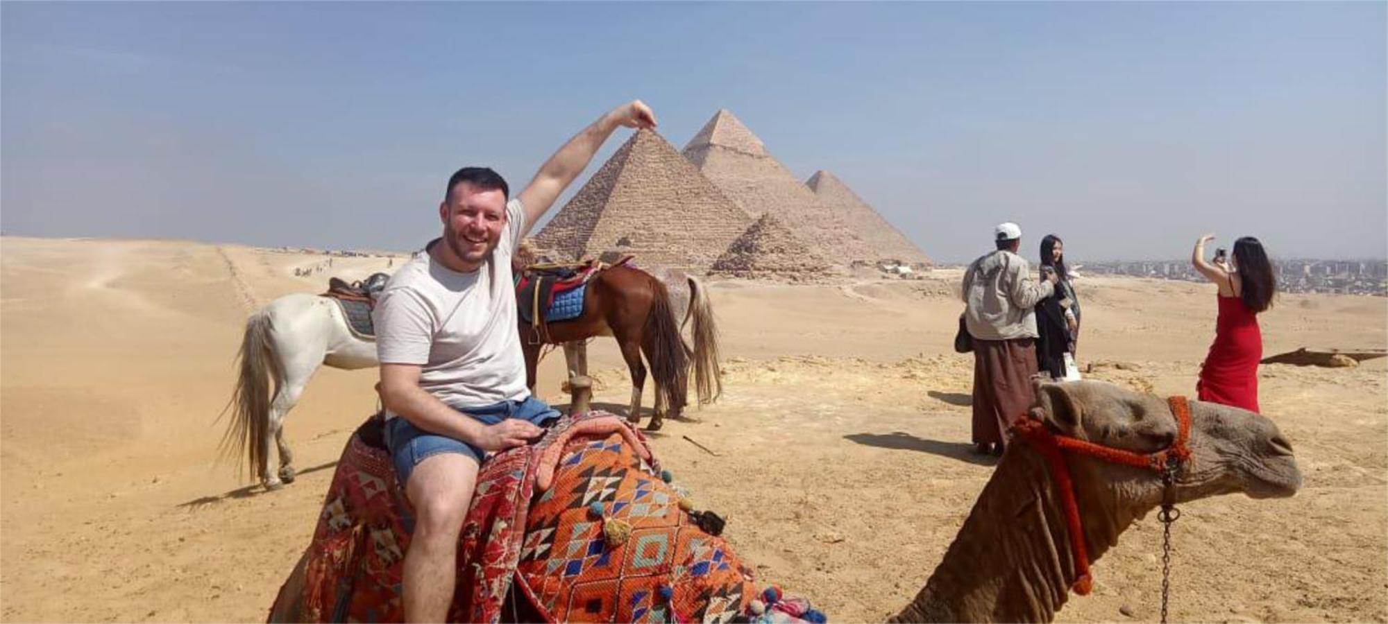 Pyramids Plateau View Bed and Breakfast El El Cairo Exterior foto